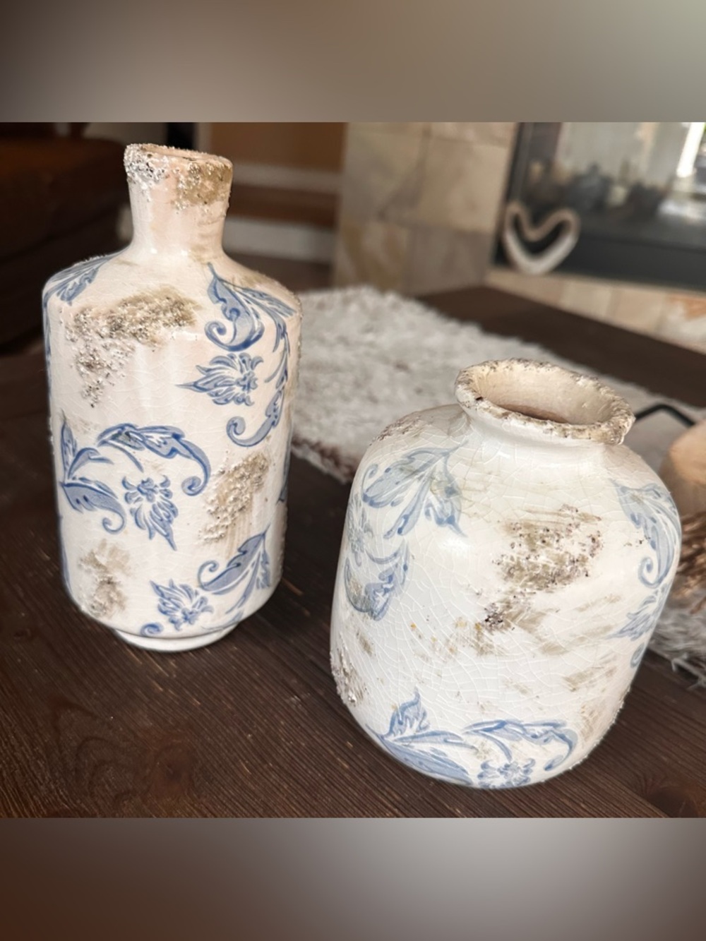 Rustic distressed blue and white ceramic vase set farmhouse floral pattern